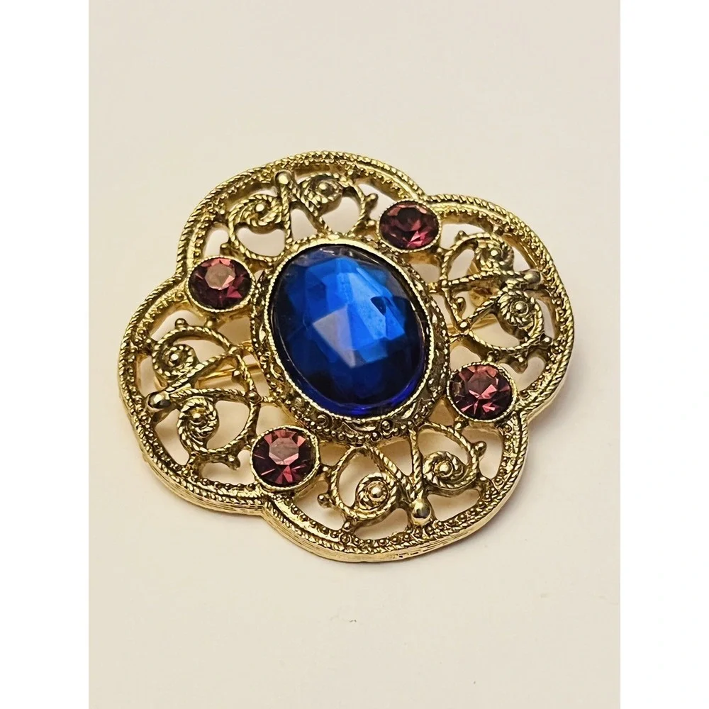 Brooch Pin‎ Gold Tone Ornate Jeweled Rhinestone VTG 1928 Co Rare Byzantine Blue